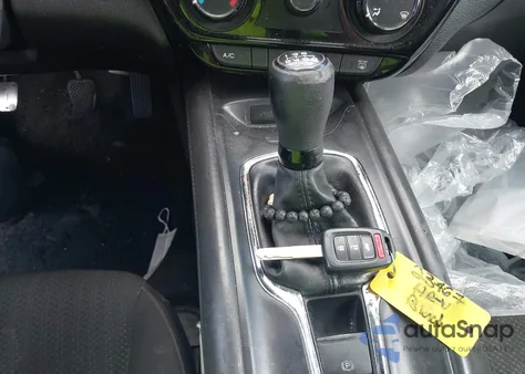 2017 Honda Hr-V Lx from USA, damaged, VIN 3CZRU5G31HM718815